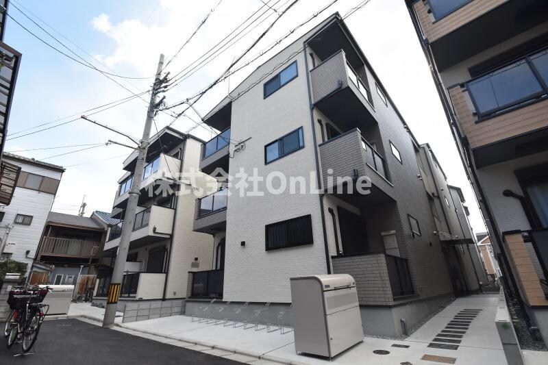 グラン　シティの物件外観写真