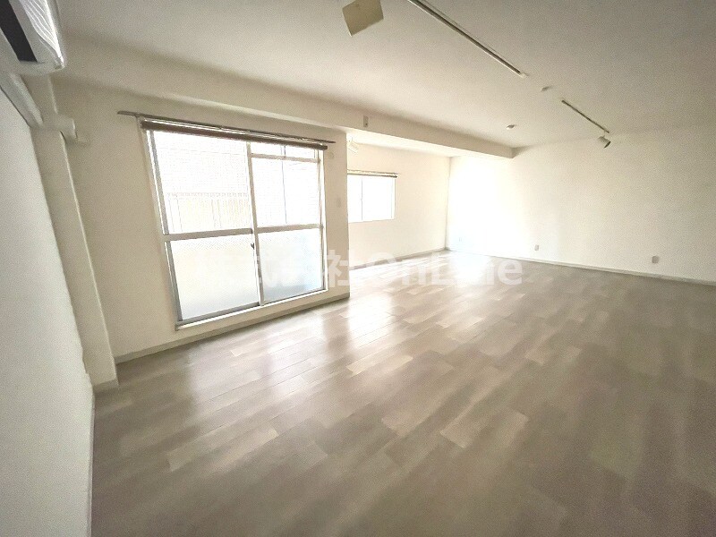 バレイシティの物件内観写真