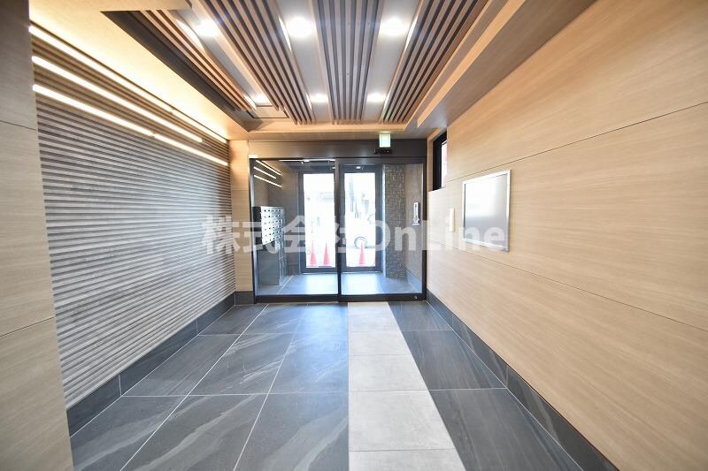 メゾン上小阪の物件外観写真