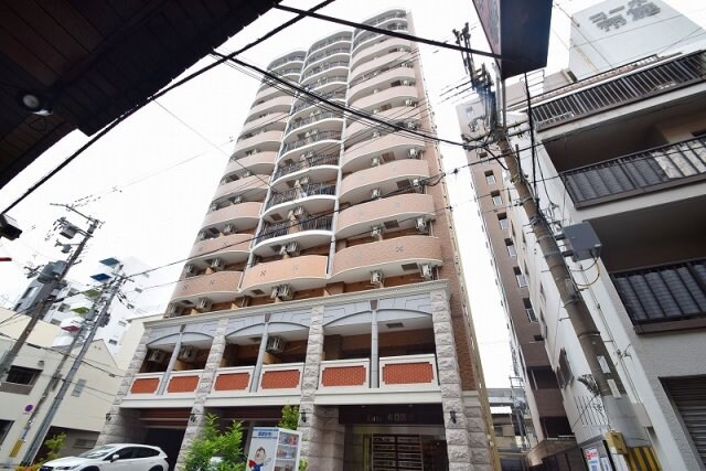 Luxe布施駅前の物件外観写真