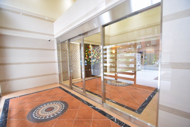 Luxe布施駅前の物件外観写真