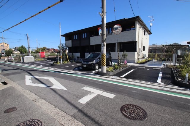 エヌプラスの物件外観写真