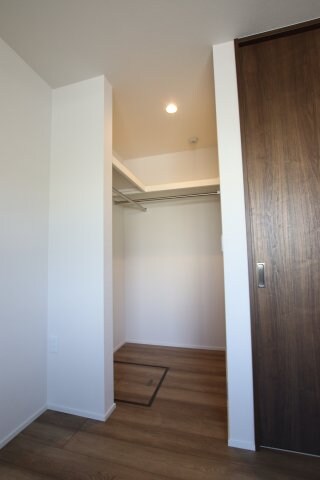 グランフォレスト千代田の物件内観写真