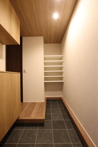 グランフォレスト千代田の物件内観写真