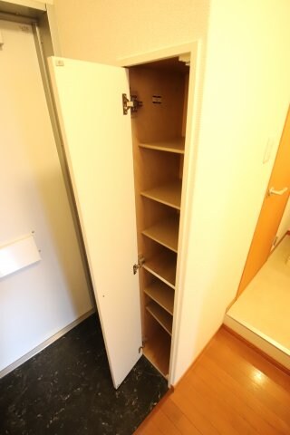 レオパレスヴェルデ美原の物件内観写真