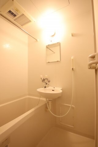 レオパレスヴェルデ美原の物件内観写真