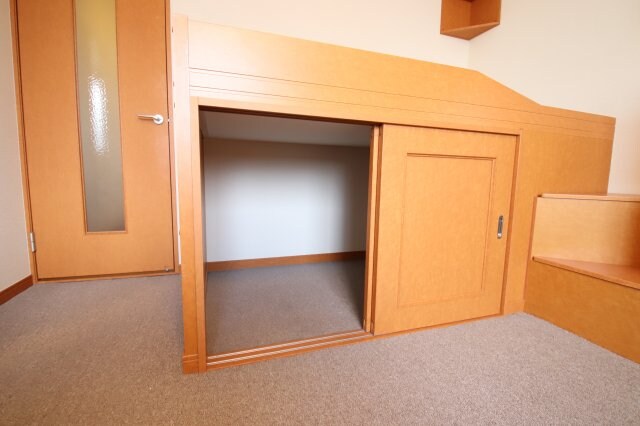 レオパレスヴェルデ美原の物件内観写真