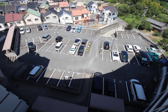 エスポアール岩根の物件外観写真