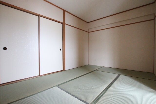 エスポアール岩根の物件内観写真