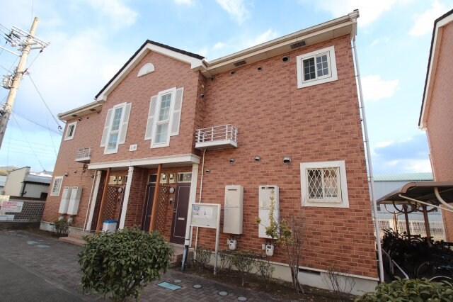 メトロノームA棟の物件外観写真