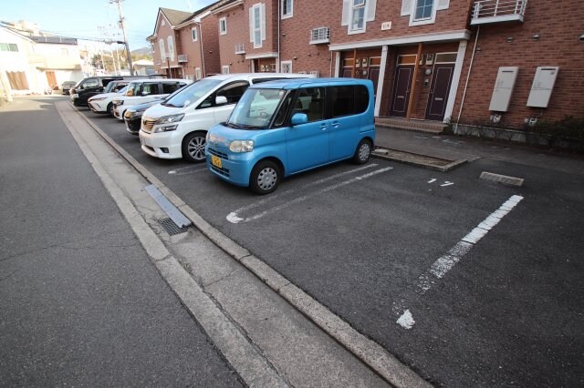 メトロノームA棟の物件外観写真