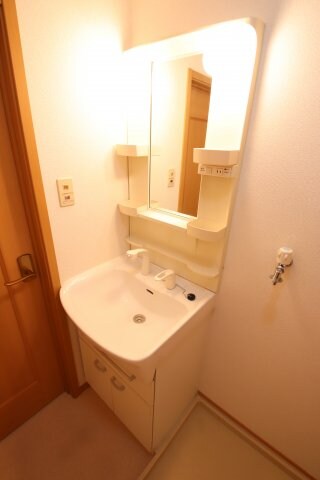 メトロノームA棟の物件内観写真