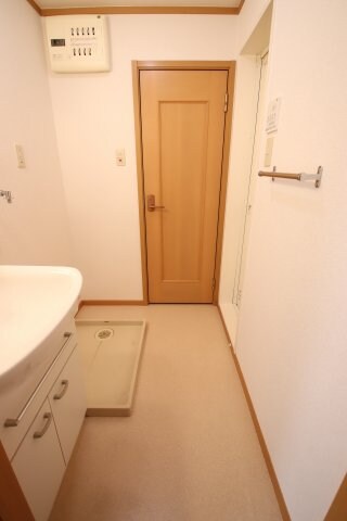 メトロノームA棟の物件内観写真