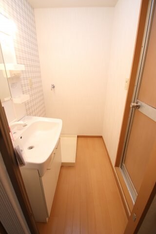 パインアベニューの物件内観写真