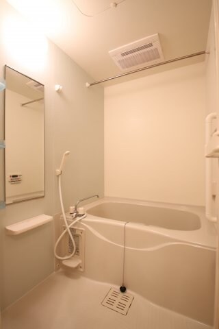 インヴィテ・ボヌールⅡ番館の物件内観写真