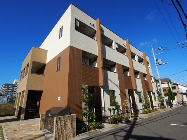 スリーハーブズ狭山Ⅰ番館の物件外観写真