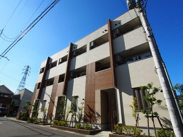 スリーハーブズ狭山Ⅰ番館の物件外観写真