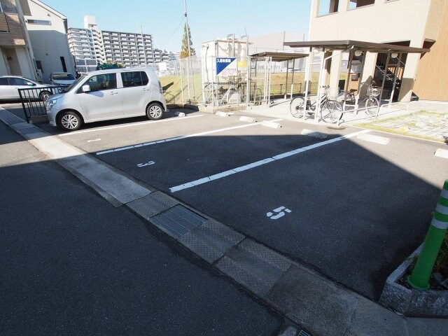 スリーハーブズ狭山Ⅰ番館の物件外観写真