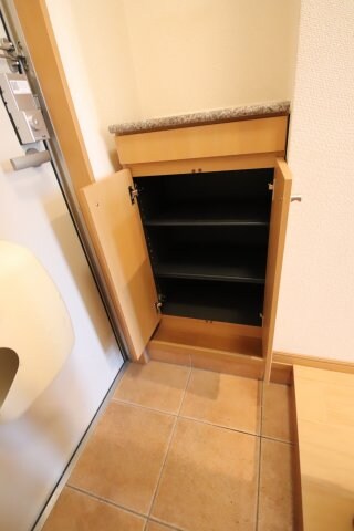 フィオーレ・ガーデンの物件内観写真