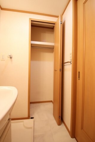 フィオーレ・ガーデンの物件内観写真