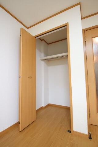 フィオーレ・ガーデンの物件内観写真