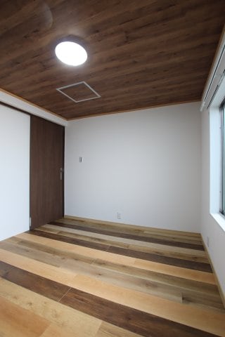 草尾戸建の物件内観写真