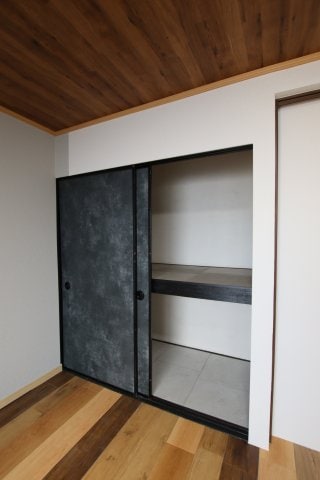 草尾戸建の物件内観写真