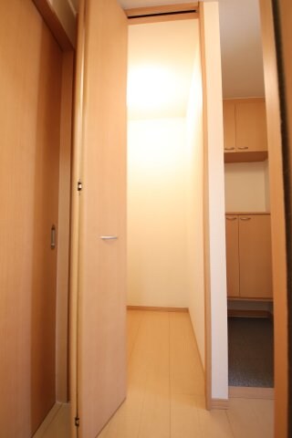 リビングタウン狭山池公園E棟の物件内観写真