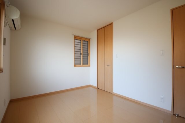 リビングタウン狭山池公園E棟の物件内観写真