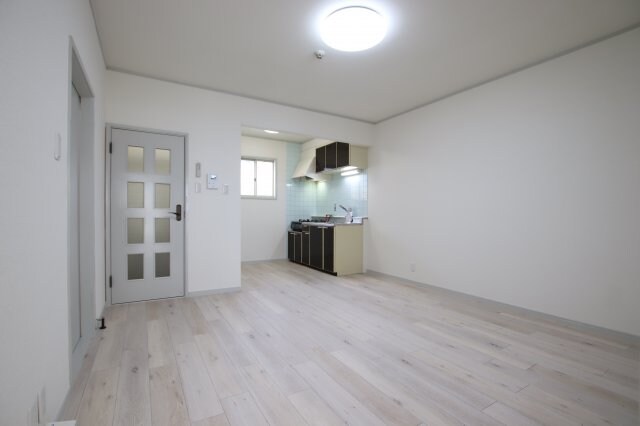 サマックスYUIハイツの物件内観写真