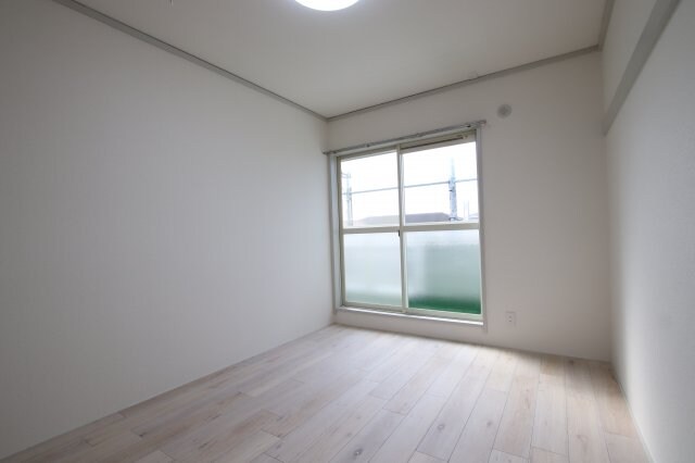 サマックスYUIハイツの物件内観写真