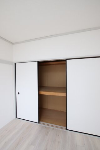 サマックスYUIハイツの物件内観写真