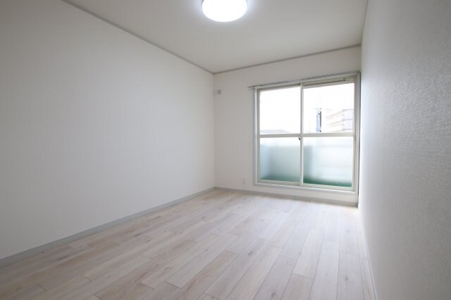 サマックスYUIハイツの物件内観写真