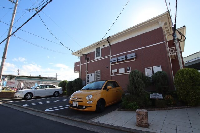 ヴィラグッドラックA棟の物件外観写真