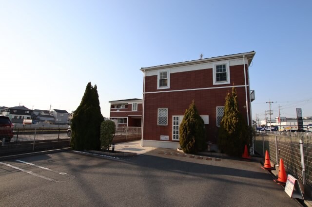 オブコニカの物件外観写真