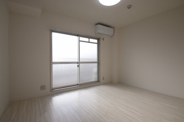 サンヒルズ和泉の物件内観写真