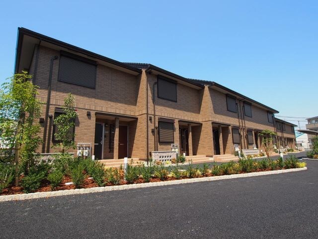 ラ・フェリーチェの物件外観写真