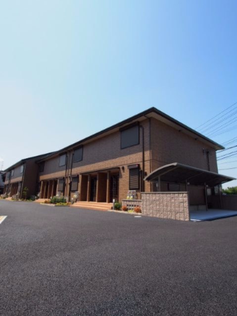 ラ・フェリーチェの物件外観写真