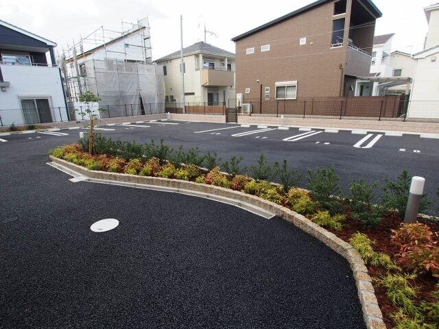 ラ・フェリーチェの物件外観写真