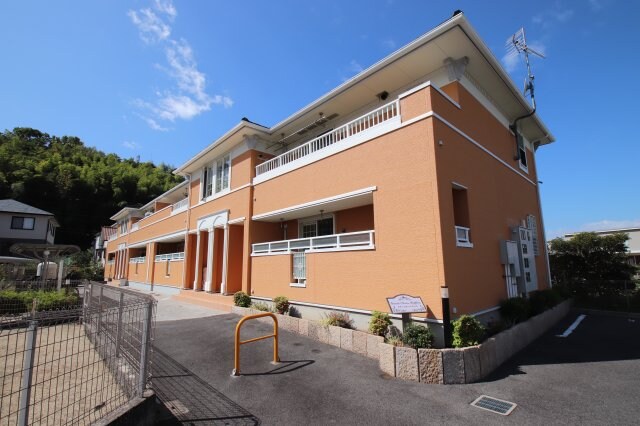 グラン・グラースラフィネの物件外観写真