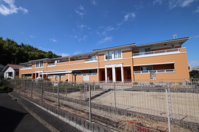 グラン・グラースラフィネの物件外観写真