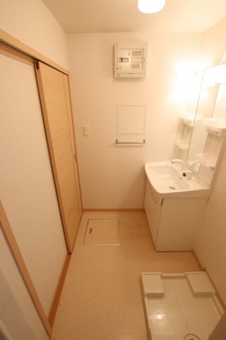 グラン・グラースラフィネの物件内観写真