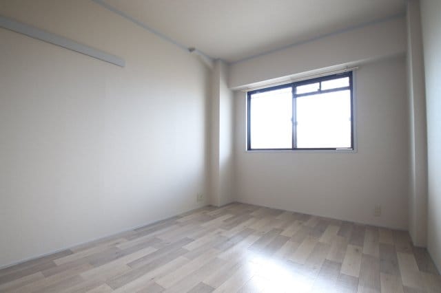 アデューウエダの物件内観写真