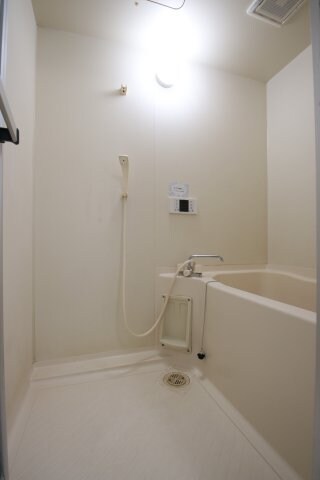 アデューウエダの物件内観写真