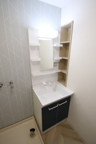 アデューウエダの物件内観写真