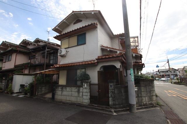 河内長野市栄町貸家の物件外観写真