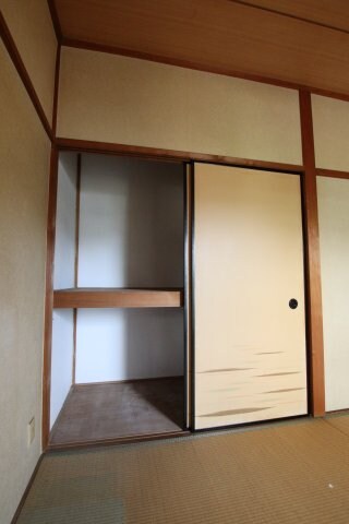 河内長野市栄町貸家の物件内観写真