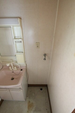 河内長野市栄町貸家の物件内観写真