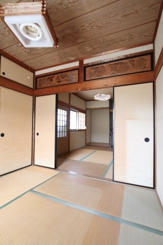 河内長野市栄町貸家の物件内観写真