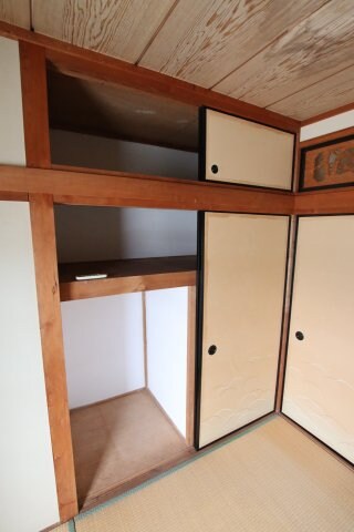 河内長野市栄町貸家の物件内観写真